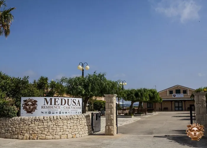 Aparthotel Medusa Mdna 4*