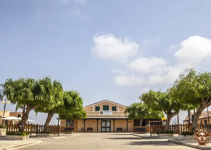 Aparthotel Medusa Mdna 4*