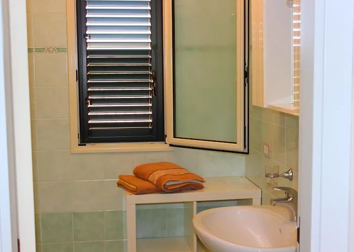 Medusa Mdna Marina di Modica